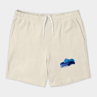 It is not the mountain we conquer but ourselves. T-Shirt Shorts