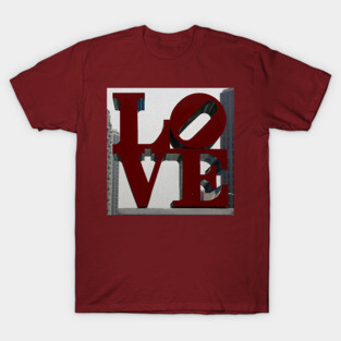 Love Philadelphia Sculpture T-Shirt