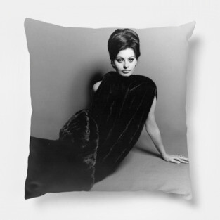 sophia loren Pillow