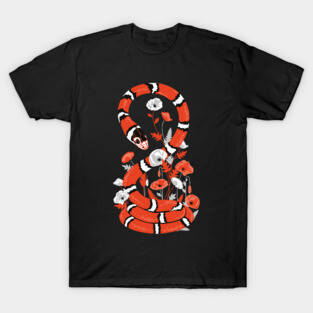 King snake with poppy flowers T-Shirt