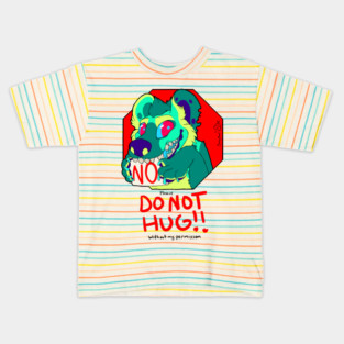 Do Not Hug - Queen Kids T-Shirt
