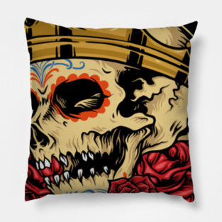 crown skull Pillow