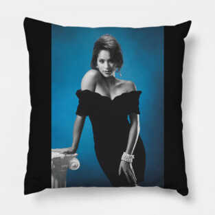 Hilary Banks Pillow