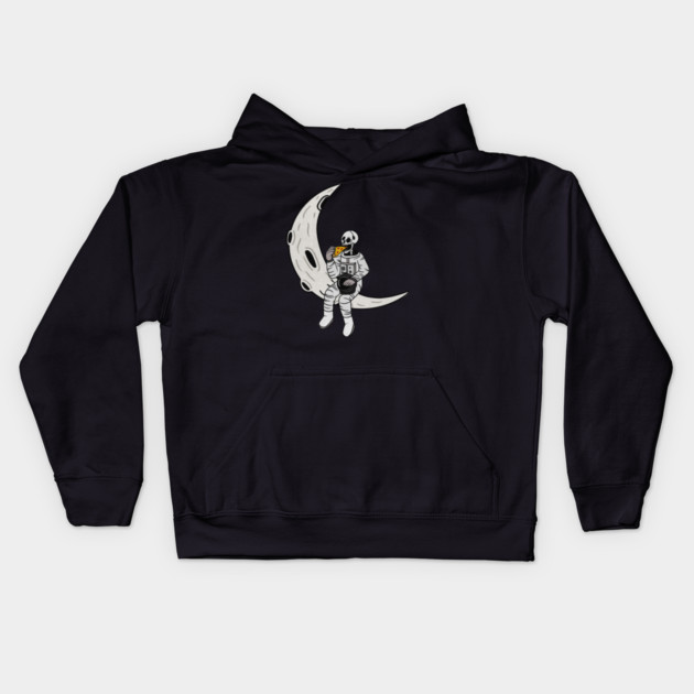 Funny Astronaut skeleton eating pizza on the Moon Kids Hoodie by logiamerch