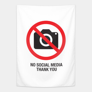 no social media Tapestry
