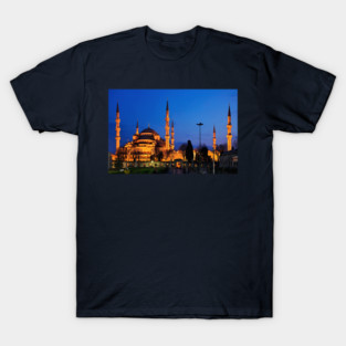 The Blue Mosque & its 6 minarets T-Shirt