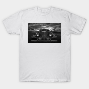 BLACK CADILLAC AT MIDNIGHT T-Shirt