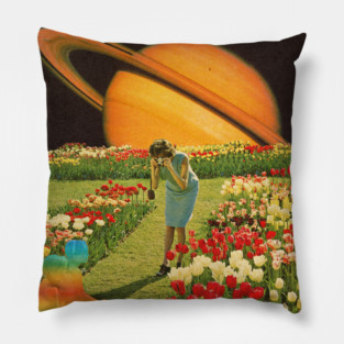 Visiting of the children Pillow