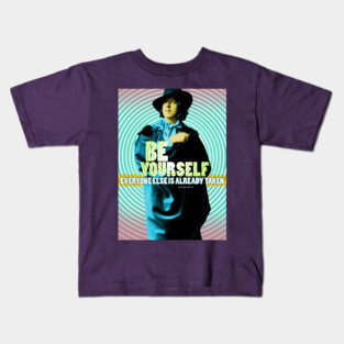 Oscar Wilde Quote 1 Kids T-Shirt