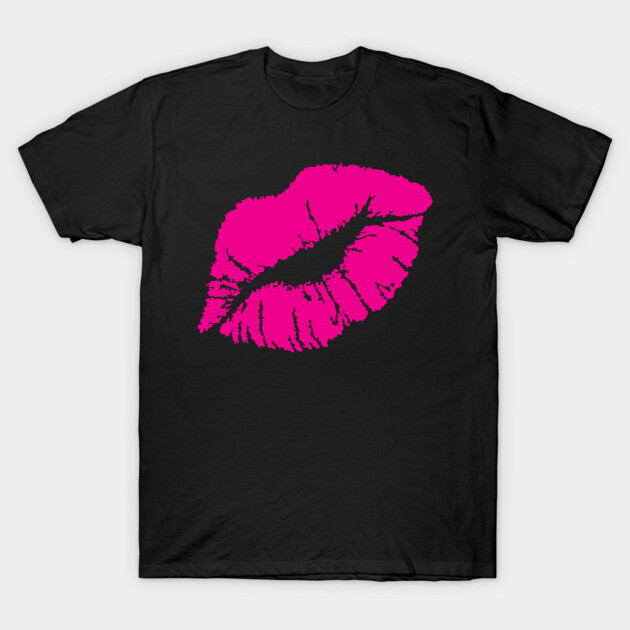KISSING LIPS-PURE MAGENTA T-Shirt by SELcustoms