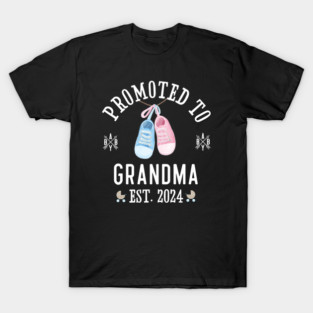 Promoted to Grandma 2024 T-Shirt
