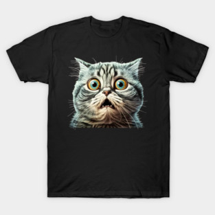 Funny Scared Cat Face, Cat Lover, Scaredy Cat T-Shirt