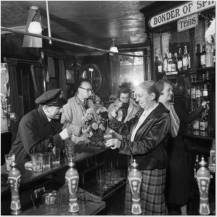 Men and women at the pub Posters and Art