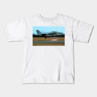 EA-18G Growler Super Hornet FCLP 2 Kids T-Shirt