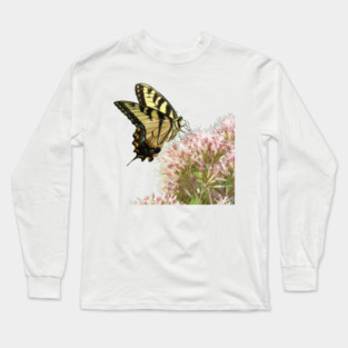Butterfly on pink flowers with no background Long Sleeve T-Shirt
