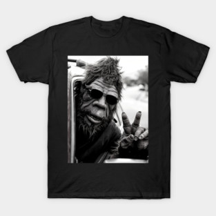 Bigfoot Sighting Roadtrip Peace Sign T-Shirt