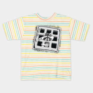 Raccoon Stuck in Grate Illustration Kids T-Shirt