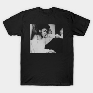 Anita Baker // Vintage Style Design T-Shirt