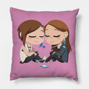 Life is Strange: Before the Storm - Chloe x Rachel Pillow