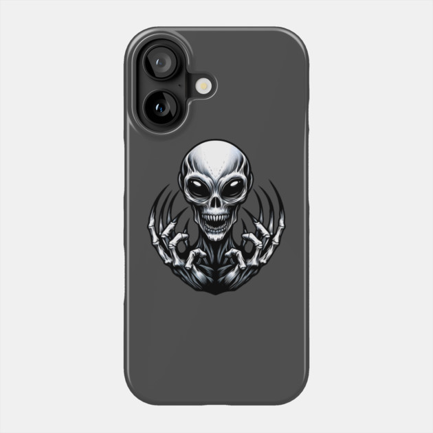 Creepy Alien Skull with Claws – Dark Horror Sci-Fi Phone Case by MakerMind8.2