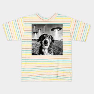 Dog Selfie With Aliens UFO Kids T-Shirt