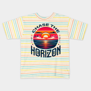 Chase the Horizon – Sunset Adventure Artwork Kids T-Shirt