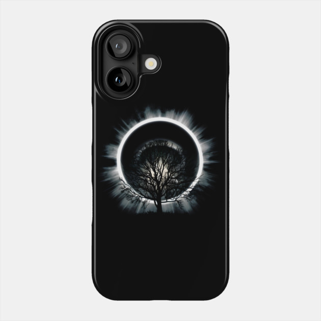 Eclipse Tree Silhouette – Cosmic Nature Artwork Graphic Phone Case by MakerMind8.2