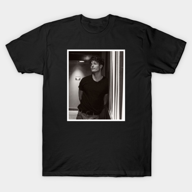 Matt Rife T-Shirt by KitzCutiz