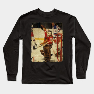 Tony Esposito, 1984 in Chicago Blackhawks (873 GP) Long Sleeve T-Shirt