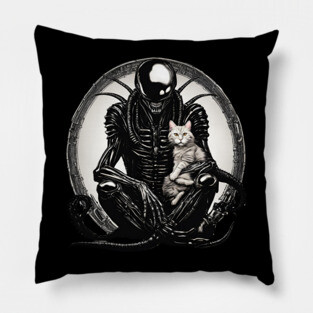 Xenomorph and a cat Pillow
