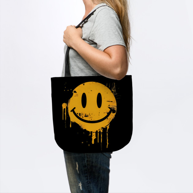 Graffiti Smiley by UrbanLifeApparel