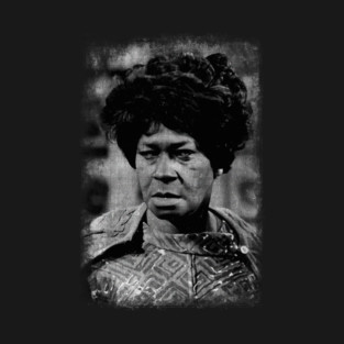 Aunt Esther // 80s 90s Vintage Distressed T-Shirt