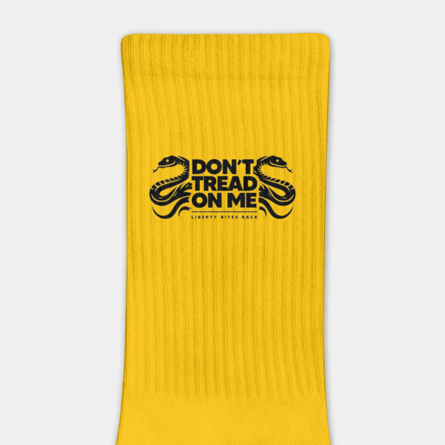 DON'T TREAD ON ME by artslaves