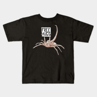 Free Hugs Alien Kids T-Shirt