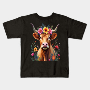Cute Highland Cow Surrounded by Vibrant Flowers Farm Animals Kids T-Shirt
