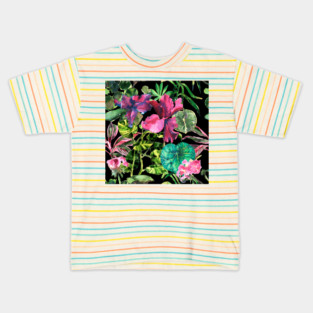 Seamless tropical flower, plant and leaf pattern background Kids T-Shirt