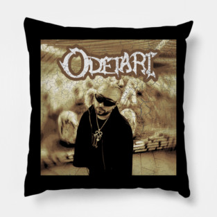 Odetari Pillow