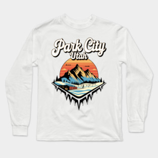 Park City Utah Retro Skiing Adventure, Outdoor Souvenir Long Sleeve T-Shirt