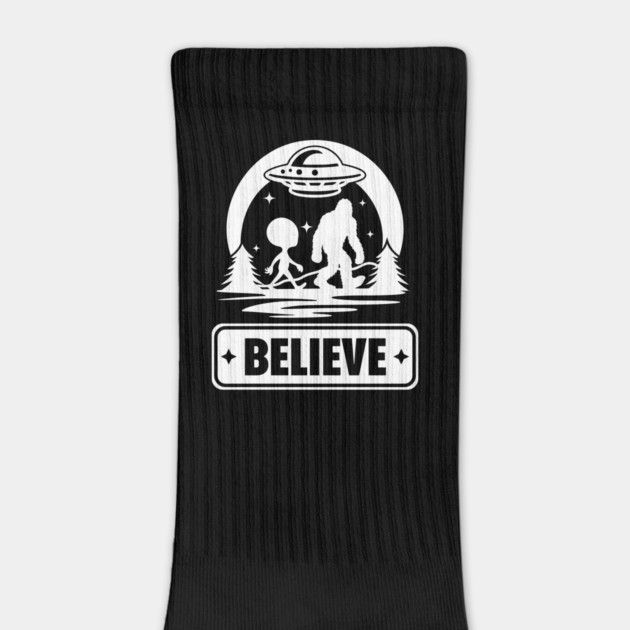 Bigfoot Believer Sasquatch Alien Ufo by Paranormalshirts
