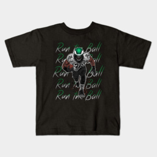 Run the Ball! Saquon Barkley Philadelphia Eagles Illustration Kids T-Shirt