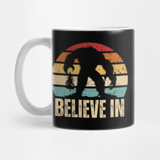Believe In Sasquatch Bigfoot Retro Vintage For Christmas Mug