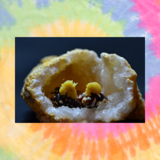 Dabtastic Geode - Weed Design T-Shirt