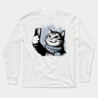 Happy cat on phone Long Sleeve T-Shirt