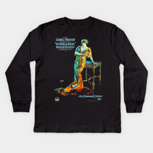 Gloria Swanson and Rudolph Valentino in Beyond the Rocks Kids Long Sleeve T-Shirt