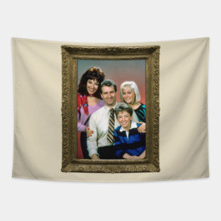 The Bundy's Family Photo - Married With Children Tapestry