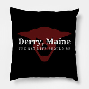 Derry, Maine Pillow