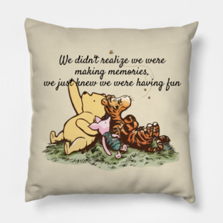 Winnie the Pooh Making Memories Pillow
