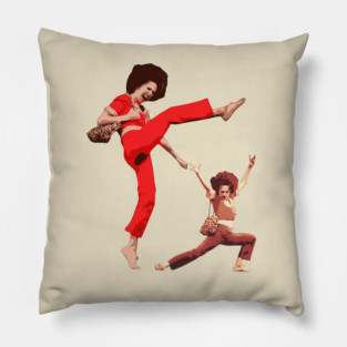 Sally-Omalley Pillow