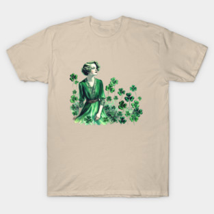 Vintage Shamrock St. Patrick's Day Woman T-Shirt