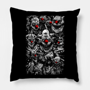 Killer Klowns bw 80s horror movies clowns Pillow